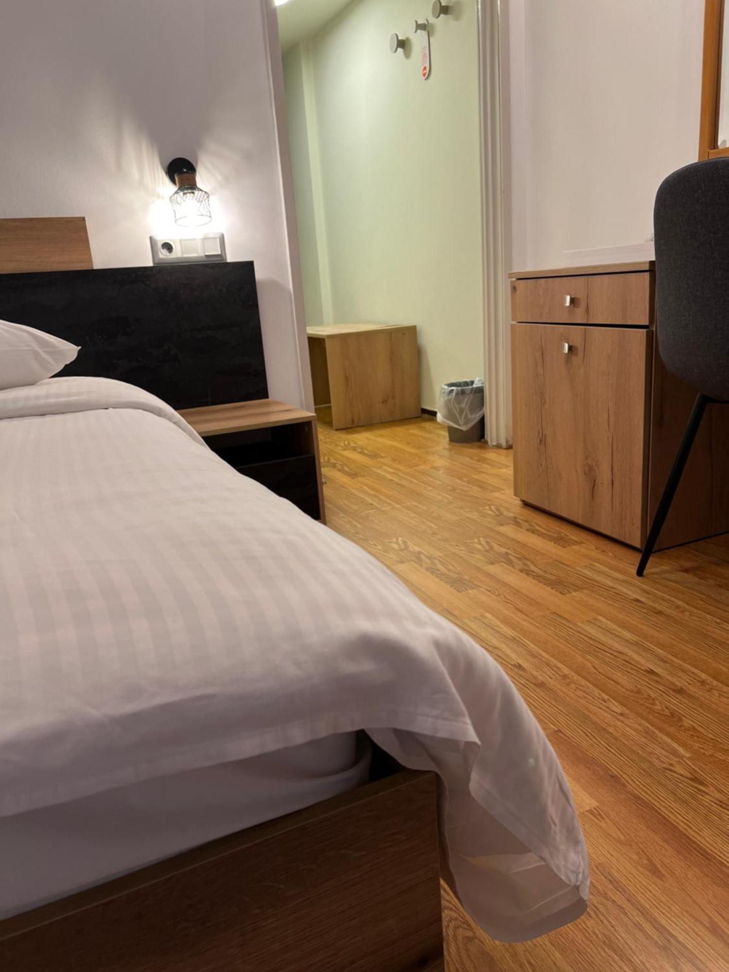Hotel Nefeli Volos Bagian luar foto