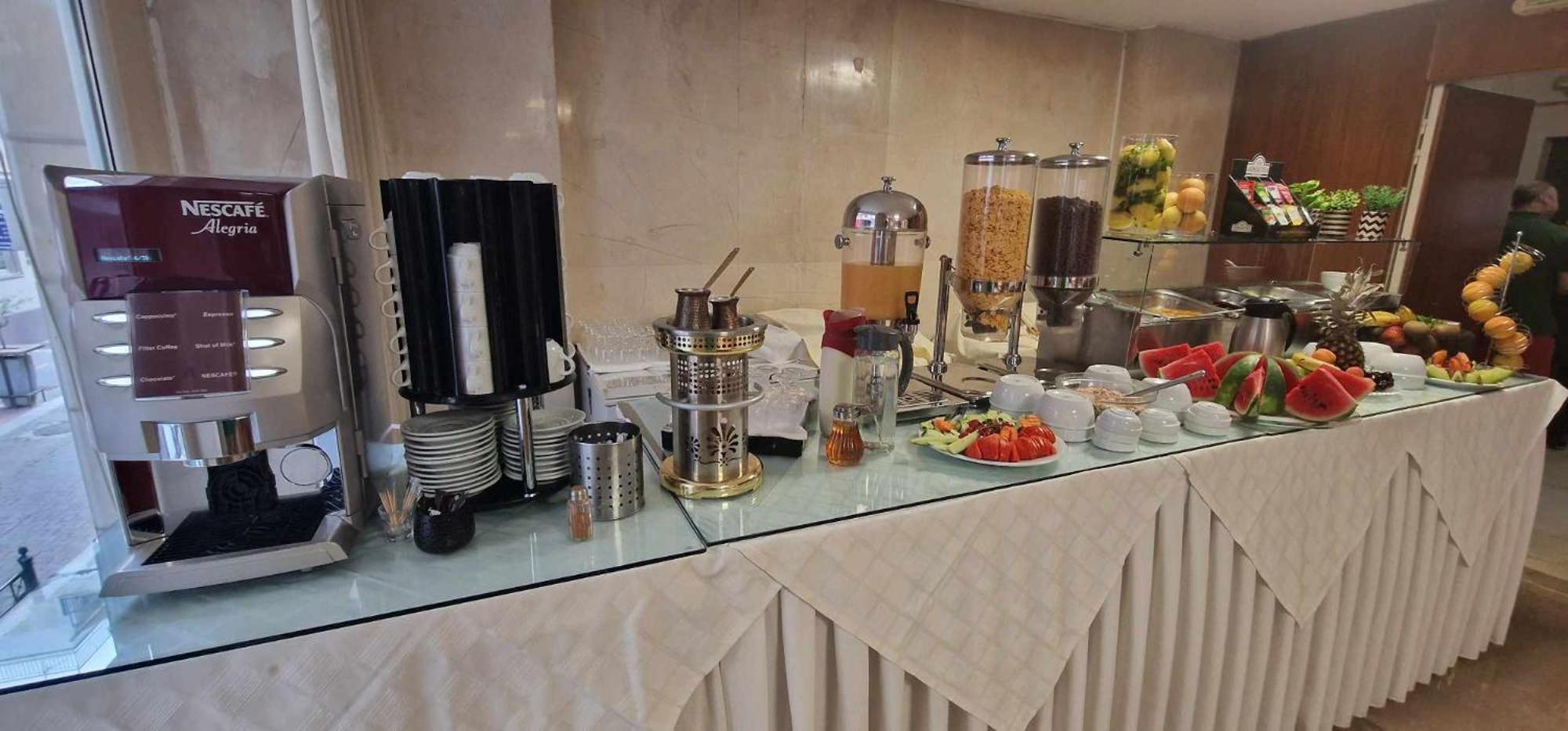 Hotel Nefeli Volos Bagian luar foto