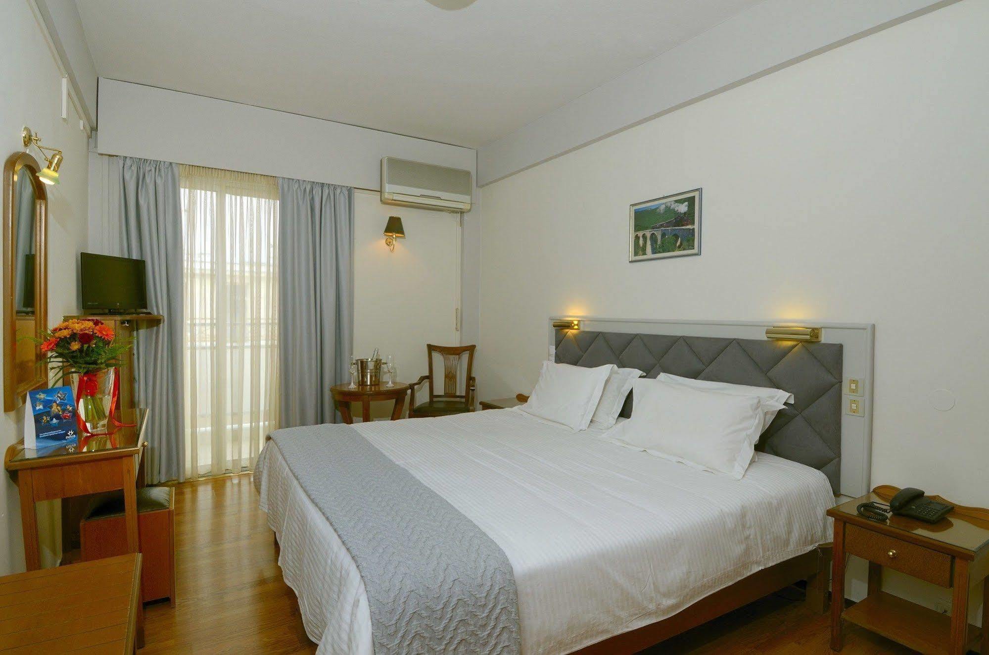 Hotel Nefeli Volos Bagian luar foto