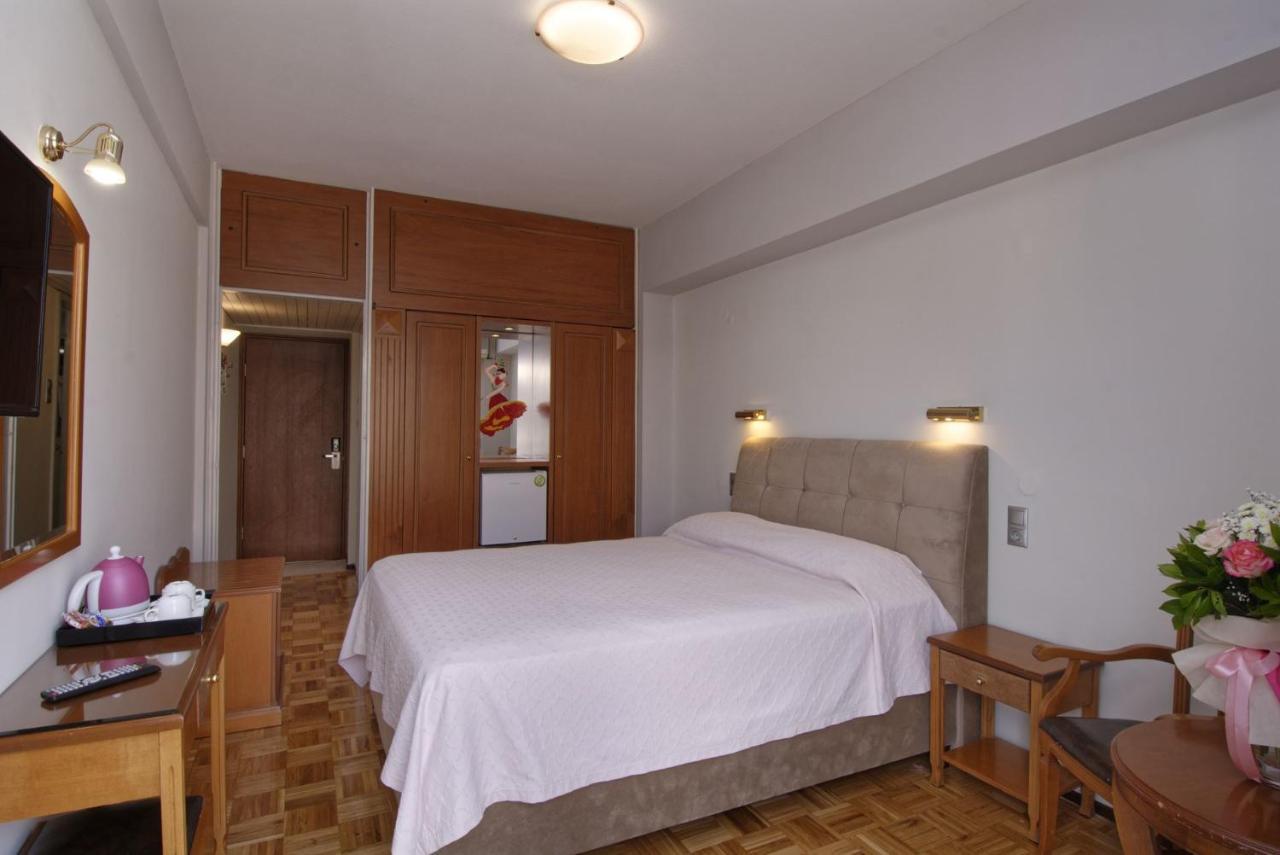 Hotel Nefeli Volos Bagian luar foto