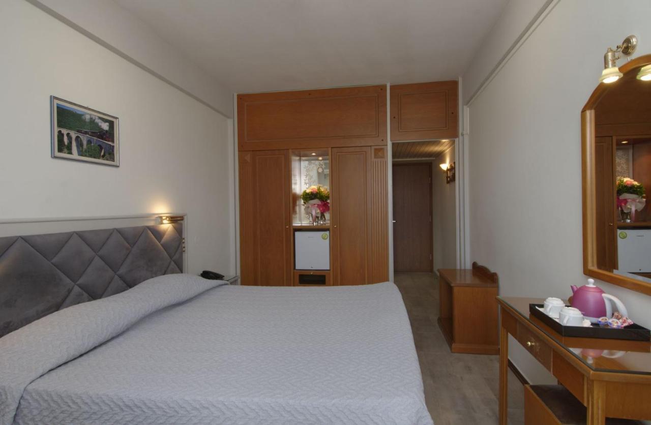 Hotel Nefeli Volos Bagian luar foto