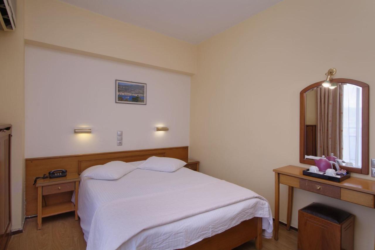 Hotel Nefeli Volos Bagian luar foto