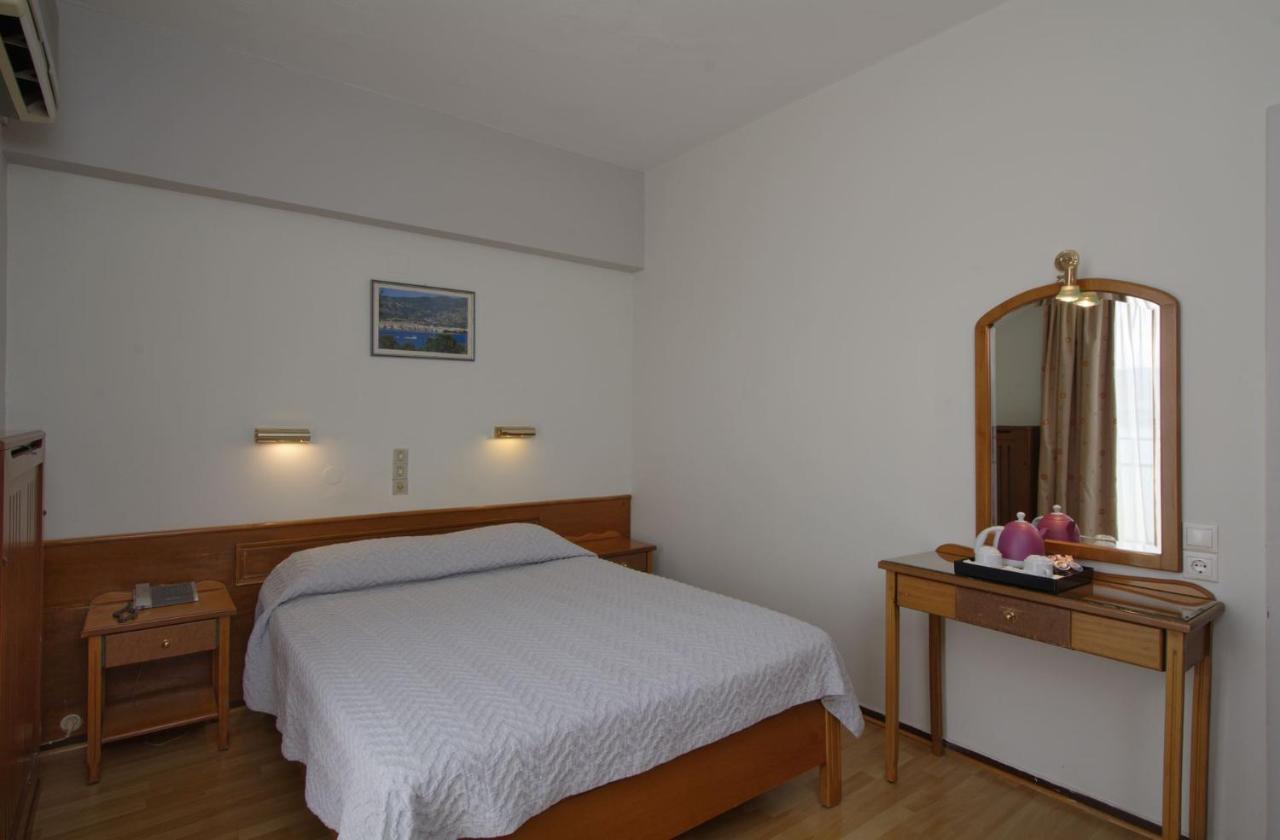 Hotel Nefeli Volos Bagian luar foto